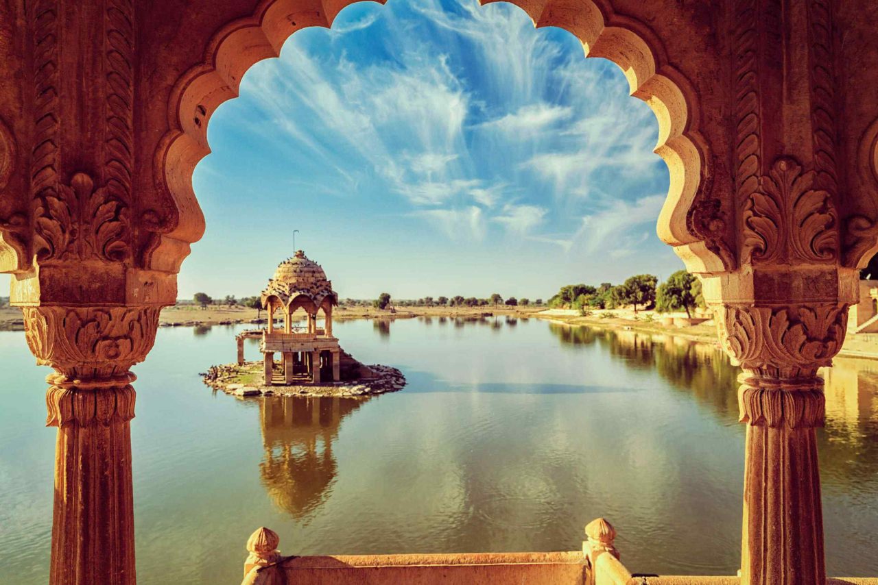 https://www.traveltomoroco.com/wp-content/uploads/2015/07/post_03-1280x854.jpg