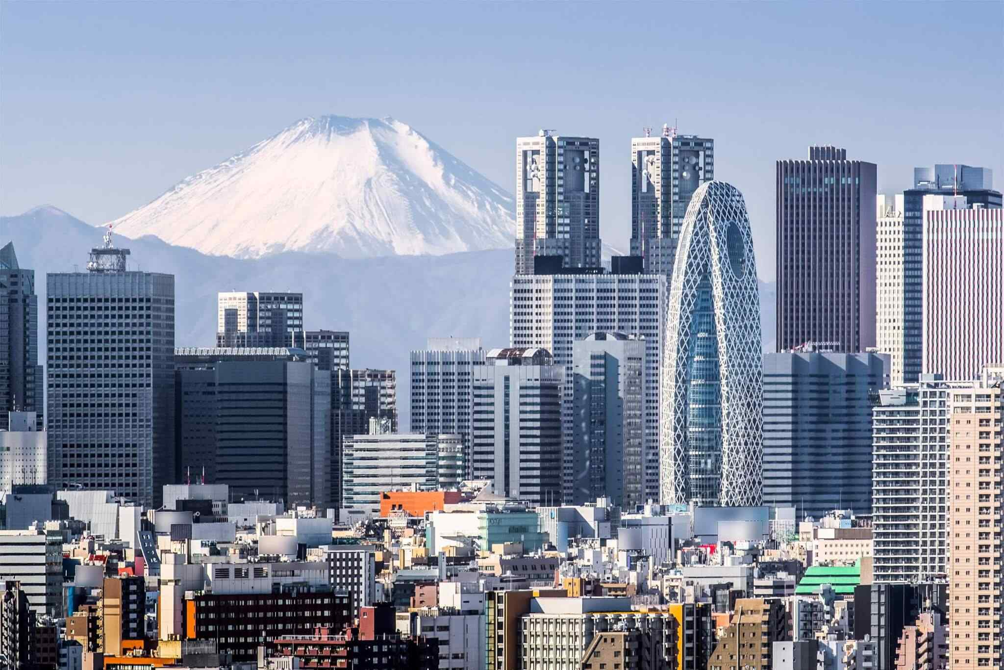 https://www.traveltomoroco.com/wp-content/uploads/2018/09/destination-tokyo-02.jpg