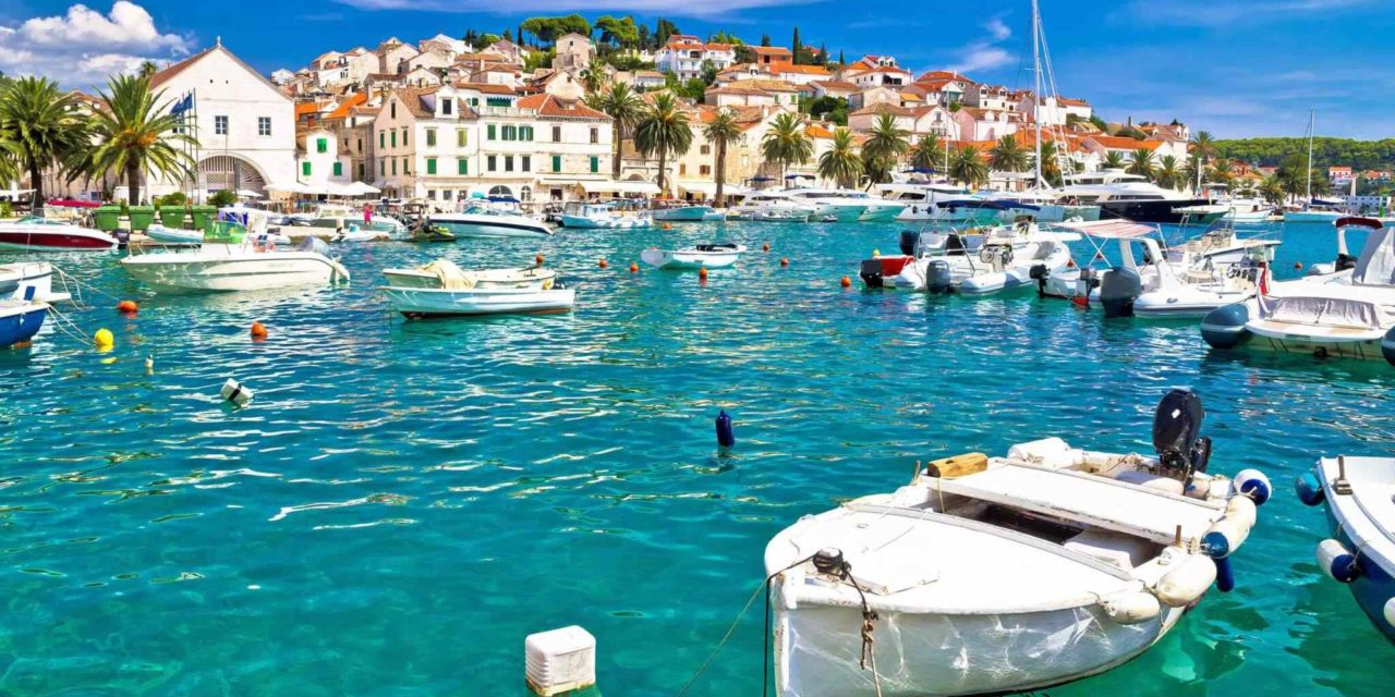 https://www.traveltomoroco.com/wp-content/uploads/2018/09/tour-dalmatia-02-1280x640.jpg